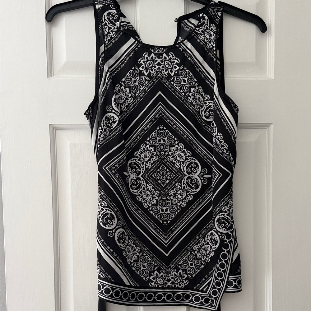 White House Black Market Black and White Patterned Blouse | Tank Top